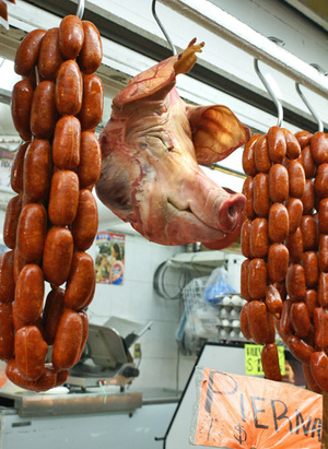 Pig_head_with_chorizo_2 Pig_head_with_chorizo_2