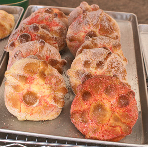 Pan_de_muertos_2