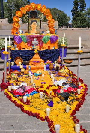 Morelia_altar_a_frida