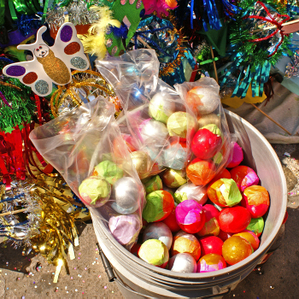 Torito_de_petate_10_cascarones