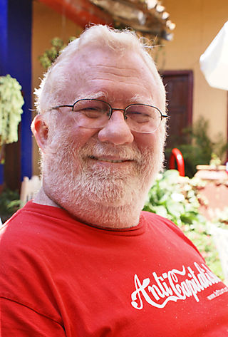 Carlos Dews, Red Star Cafe