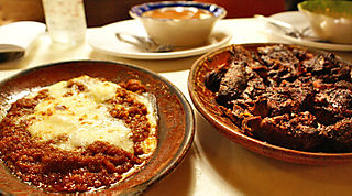 Chololo Birria y Frijolitos