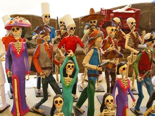 Pátzcuaro Catrinas Papel Maché 2