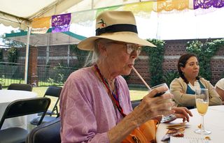 Distilería 9 Betty Fussell