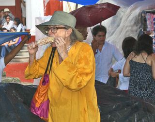 Tepoztlán Bajo la Lluvia y Betty con Esquites 2