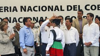 Sta Clara Gobernador Corona a la Reina