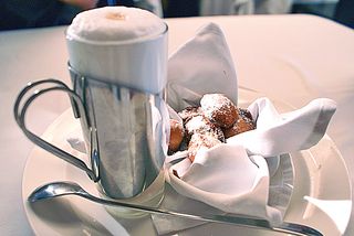 JASO Capuchino y Madeleines JASO Capuchino y Madeleines