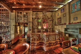 San Miguelito Altar de las Conversaciones Memo Martínez San Miguelito Altar de las Conversaciones Memo Martínez