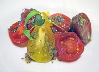 IZOTE 5 Ensalada de Jitomatito IZOTE 5 Ensalada de Jitomatito