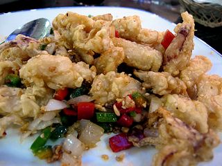 Dalian Calamar Frito con Sal y Anís Chino Dalian Calamar Frito con Sal y Anís Chino