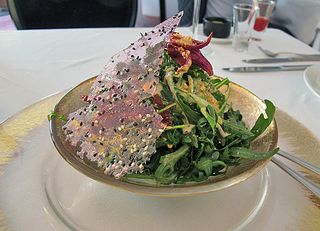 Dulce Patria Ensalada de Arugula con Cabuches Dulce Patria Ensalada de Arugula con Cabuches