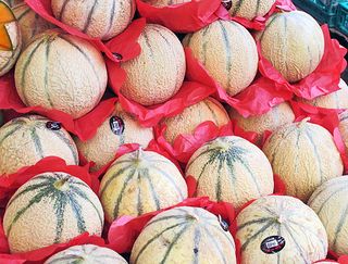 Paris Marché d'Aligre Melon Cavaillon Paris Marché d'Aligre Melon Cavaillon