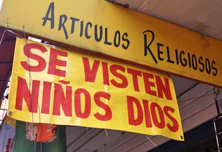 Nacimiento Se Visten Niños Dios Nacimiento Se Visten Niños Dios