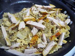 Chilaquiles con Pechuga de Pollo Chilaquiles con Pechuga de Pollo