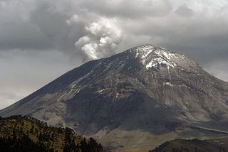 Amecameca Popocatépetl Exhalando 1 Amecameca Popocatépetl Exhalando 1
