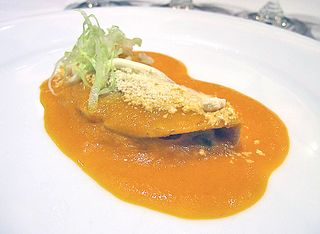 IZOTE 3 Enchilada de Queso Asadero