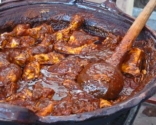 Encuentro Mole con Pollo Encuentro Mole con Pollo