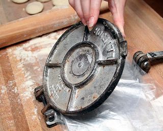 Tortilla Press My Home Cooking.Net Tortilla Press My Home Cooking.Net