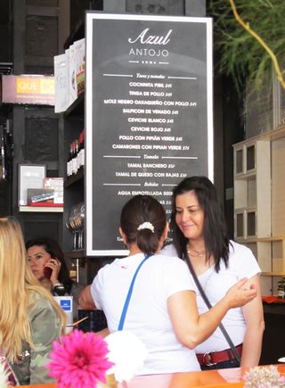 Mercado Roma Azul Antojo