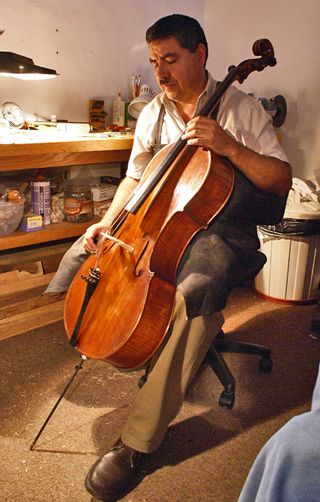 Alejandro 3 with Cello