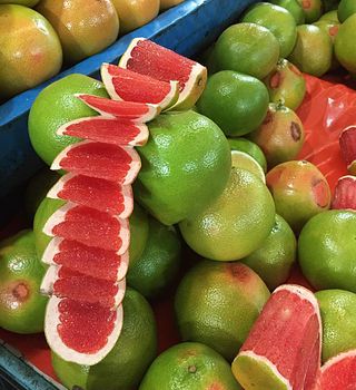 Mercado de Jamaica Toronja Mercado de Jamaica Toronja