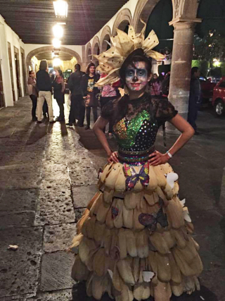 Catrina Vestido Hojas de Ma?iz Catrina Vestido Hojas de Ma?iz