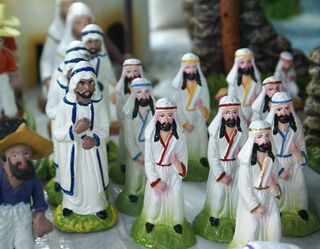 Nacimiento Figures 2 (shepherds) Nacimiento Figures 2 (shepherds)