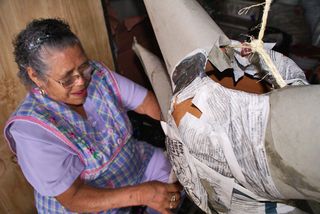 Doña Lolita Trabajando