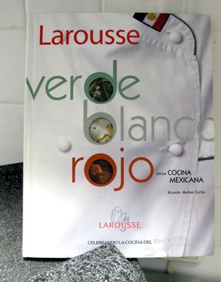 Adobo Verde Blanco Rojo Larousse