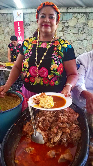 Oaxaca Istmo Carne de Cerdo con Pure? de Papa Gaby Vargas