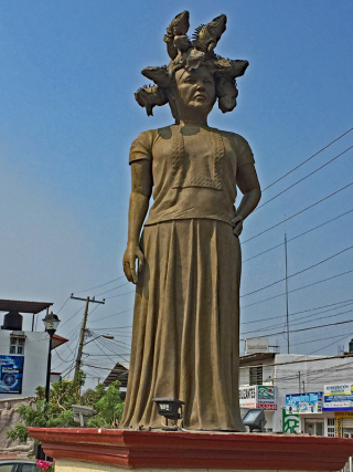 Silvana Juchita?n Iguana Lady