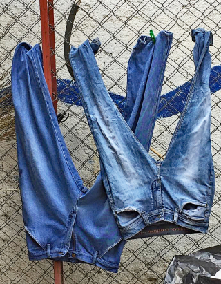 Oaxaca Mercado de la Merced Pantalo?n de mezclilla Oaxaca Mercado de la Merced Pantalo?n de mezclilla