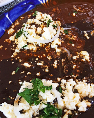 Carina Santiago Mole Negro 1