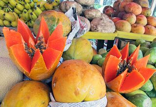 Bonjour Paris Papaya con Otras Frutas Bonjour Paris Papaya con Otras Frutas