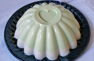 La Huata?pera Mousse de Aguacate y Macadamia La Huata?pera Mousse de Aguacate y Macadamia