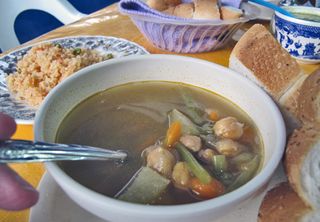 El Portalito Caldo Tlalpeño El Portalito Caldo Tlalpeño