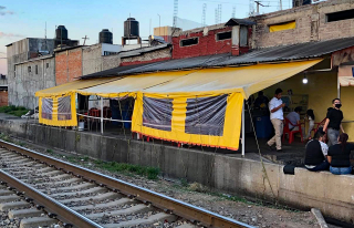 Hamburguesa Loca Outside 1a 5-16-2020 Hamburguesa Loca Outside 1a 5-16-2020