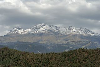 Amecameca Iztaccíhuatl 1 Amecameca Iztaccíhuatl 1