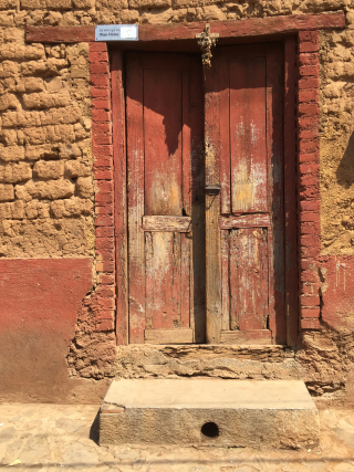 Puerta Santa Fe de la Laguna