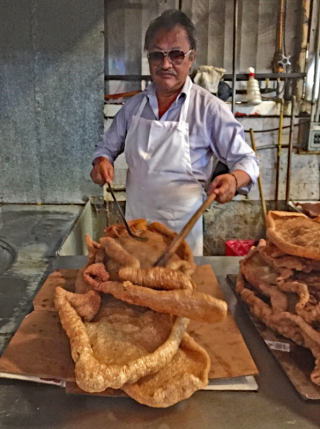 Haciendo Chicharro?n 1 Haciendo Chicharro?n 1