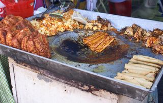 Pambazos y Enchiladas