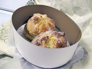 Pan Panadería Suiza con Collar Pan Panadería Suiza con Collar