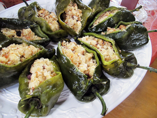 Zirita Chiles Rellenos con Uchepos 1 Zirita Chiles Rellenos con Uchepos 1