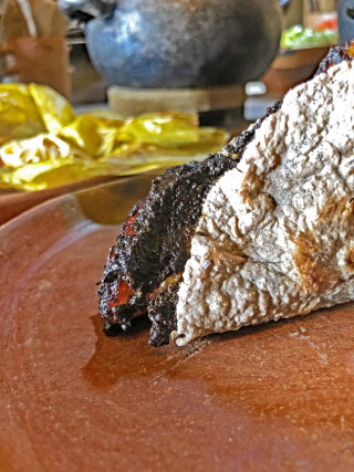 Thali?a Barrios Mole Negro con Pla?tano Frito Thali?a Barrios Mole Negro con Pla?tano Frito